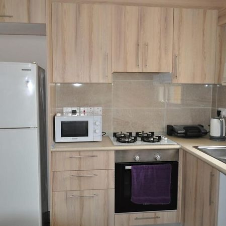 Alp Apartment 파마구스타 외부 사진